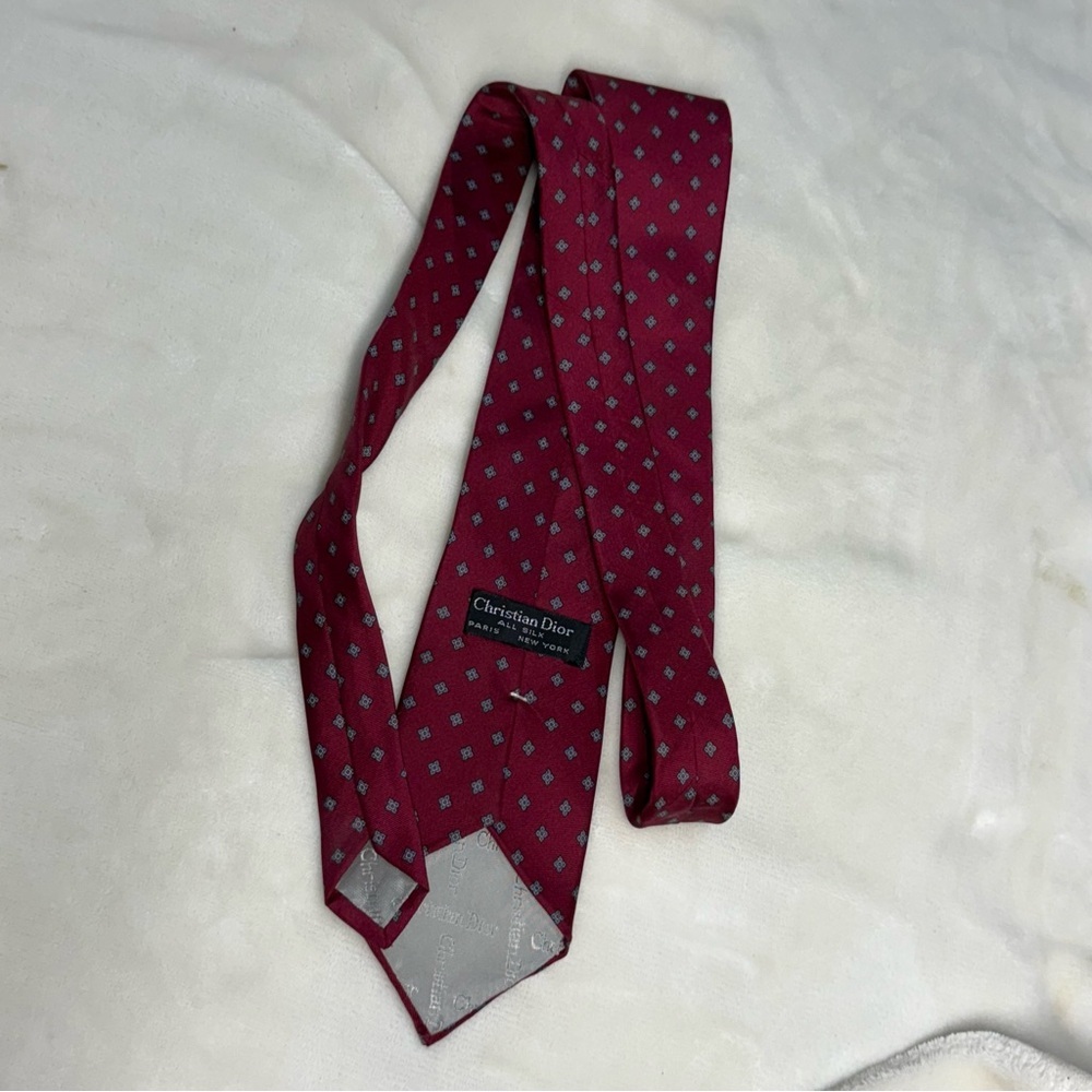 Dior Red Patterned Silk Tie - Picture 2 of 2